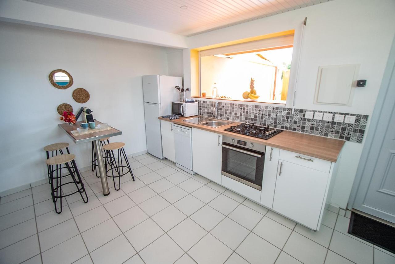 Chez Rey Apartment Riviere-Salee Bagian luar foto