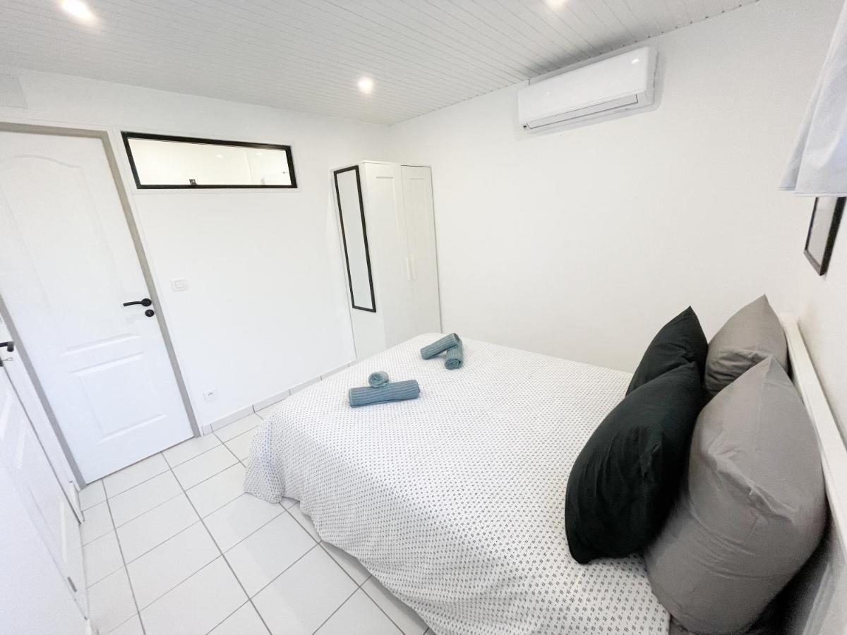 Chez Rey Apartment Riviere-Salee Bagian luar foto