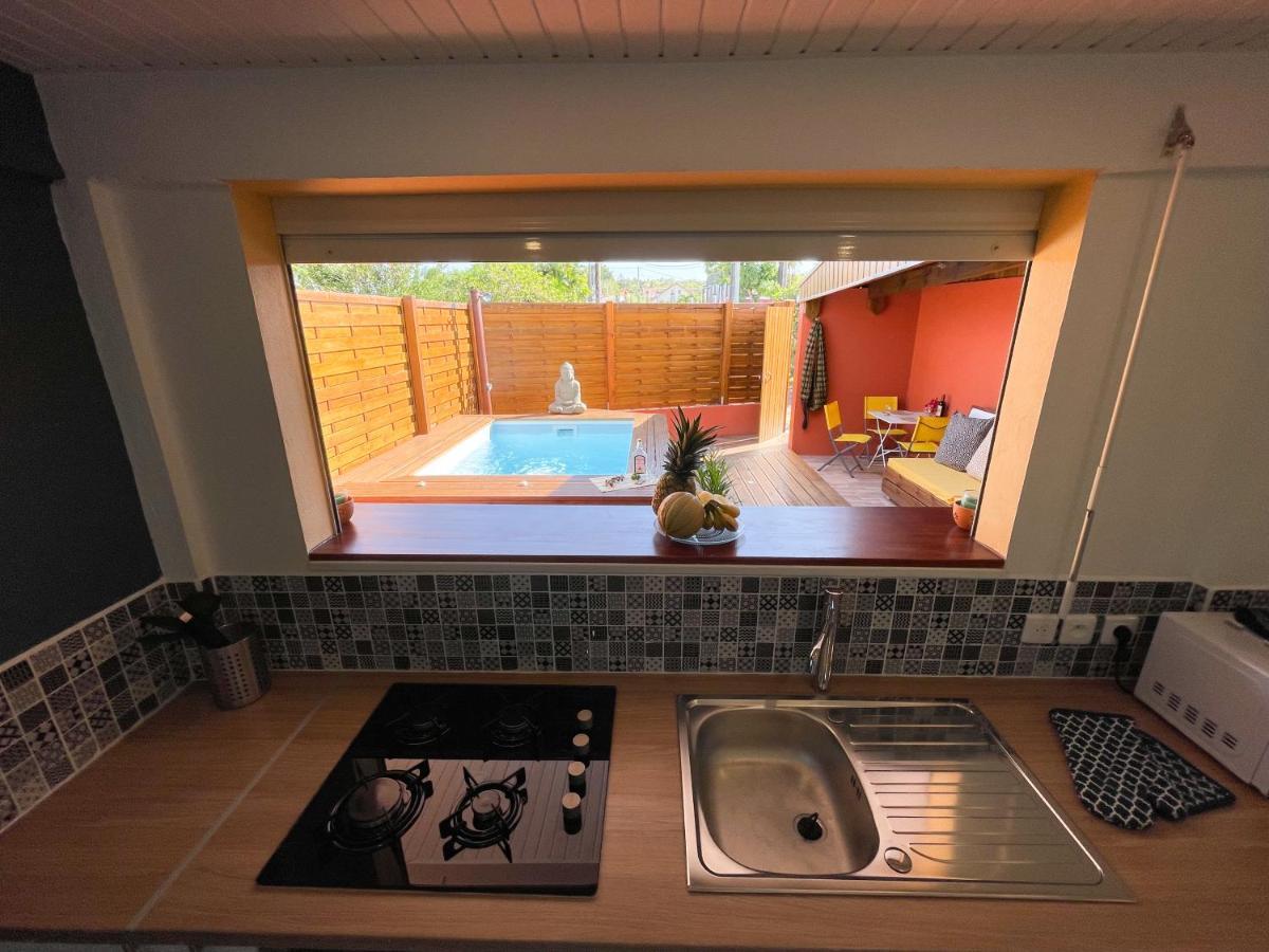 Chez Rey Apartment Riviere-Salee Bagian luar foto