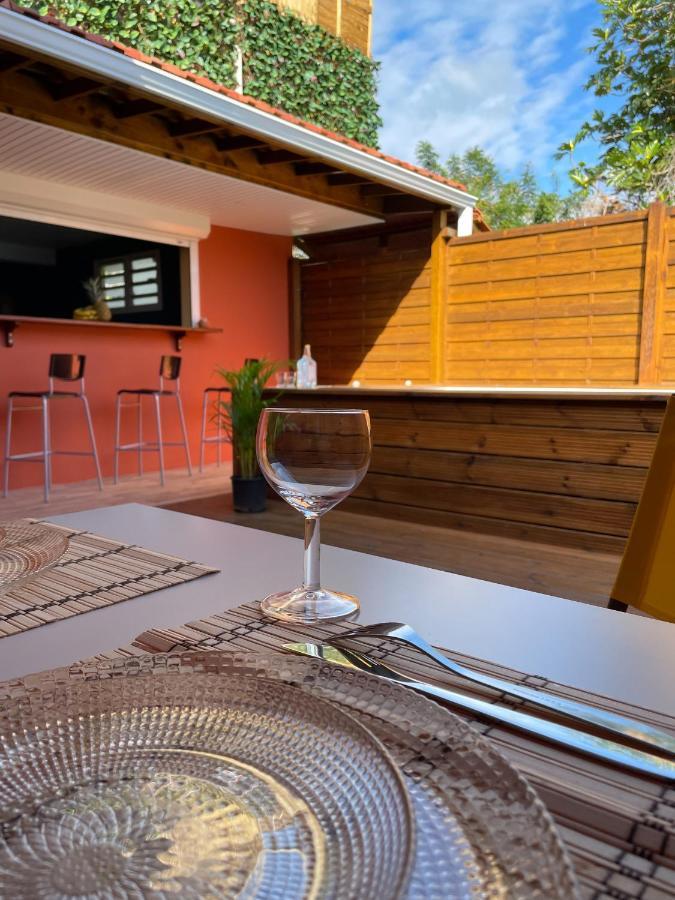 Chez Rey Apartment Riviere-Salee Bagian luar foto
